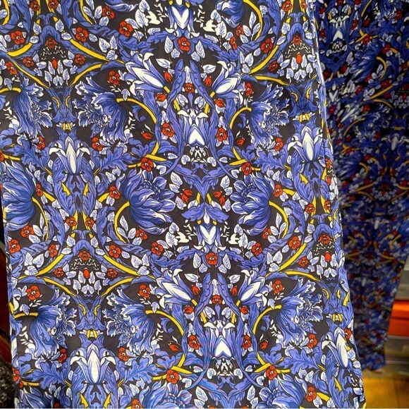 Zara Scroll Print Satin Dress Pants - Picture 4 of 6